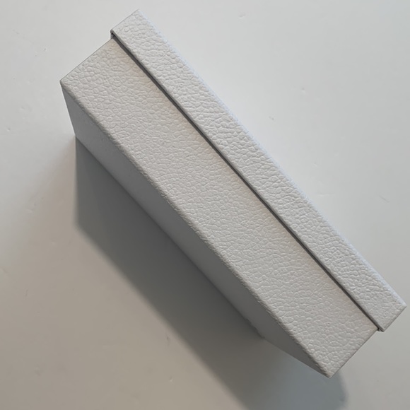 Dior EMPTY Gift Box with Dior Silky Ribbon and White Tissue Paper • Authentic - Picture 8 of 13